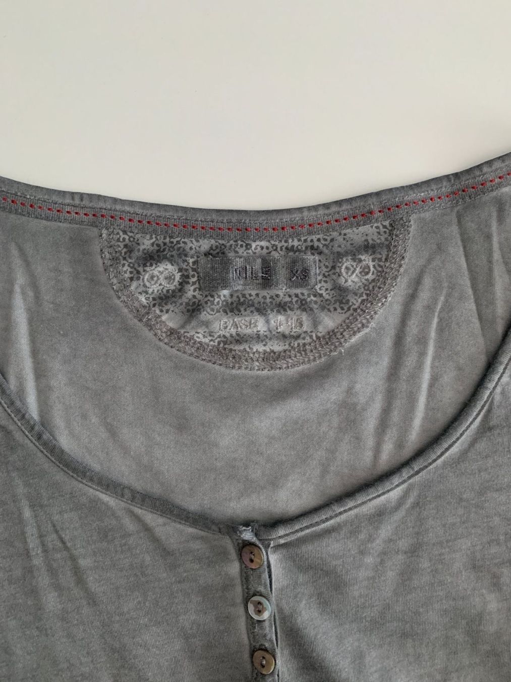 Nile T-shirt: NILE - T-Shirt grau XS – Usato da Zürich venduto da Diazaio 3