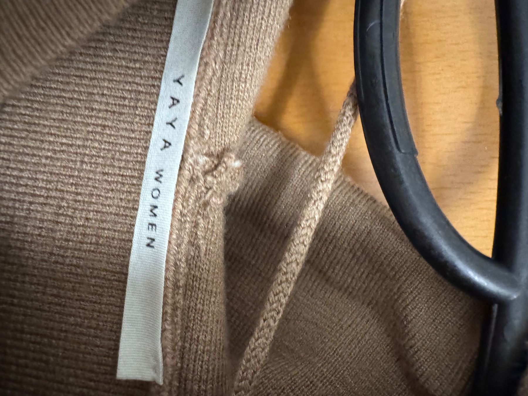 Gilet & Giacche senza maniche: Ärmelloser Strick-Hoodie/Pullunder Beige – Nuovo (secondo la descrizione) da Eichberg venduto da OanaB 3