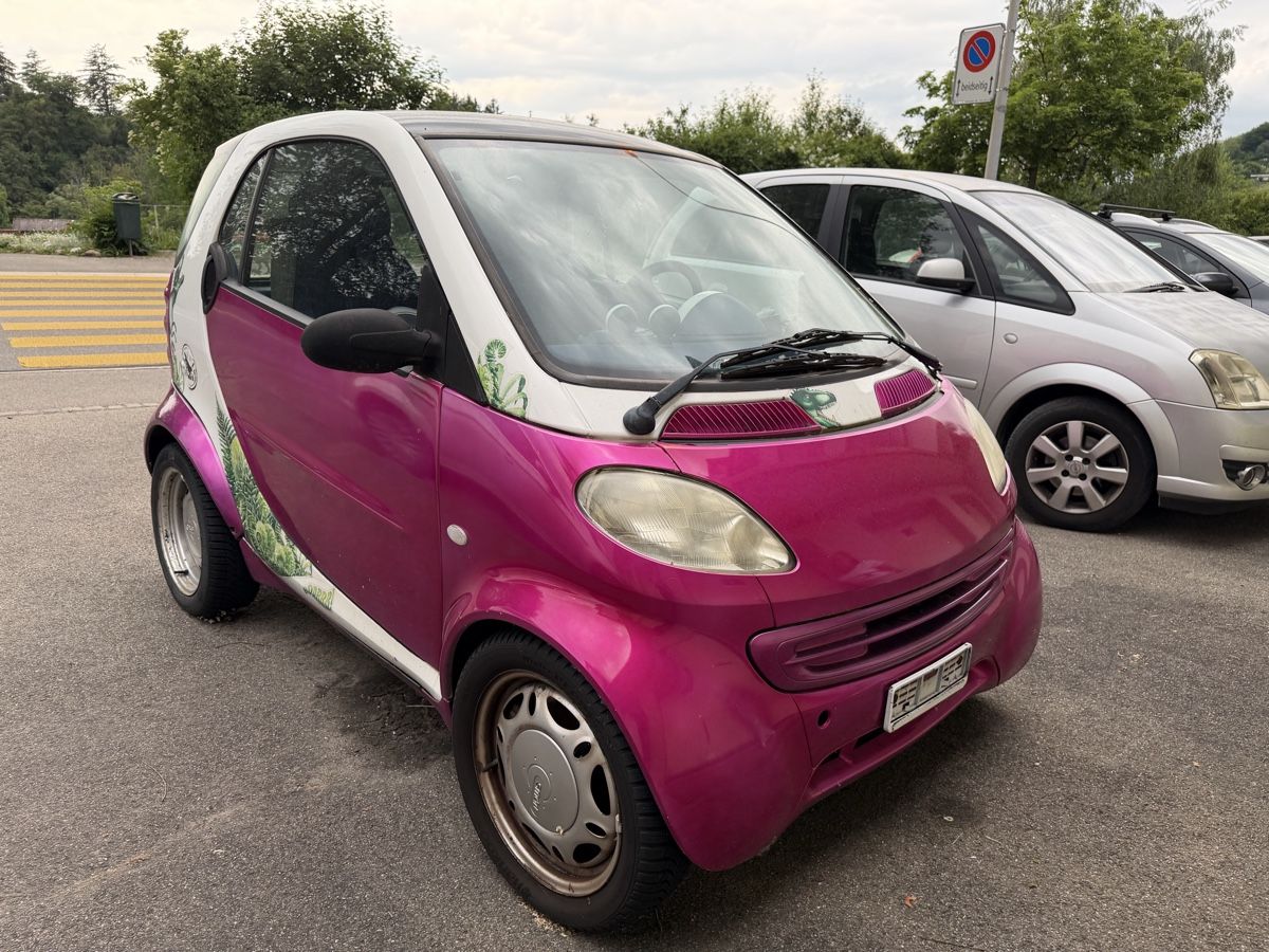 Smart Automobili: Smart Fortwo Pink – Usato da Villarepos venduto da BestDeals52