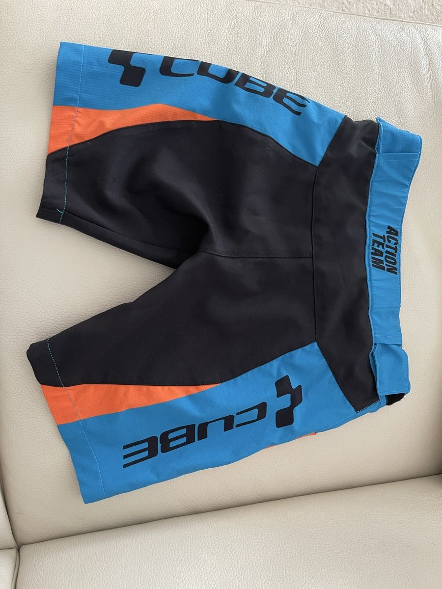 Cube Hosen: Cube MTB Hose Gr. 122/128 – Gebraucht aus Wichtrach von Adriana222 2