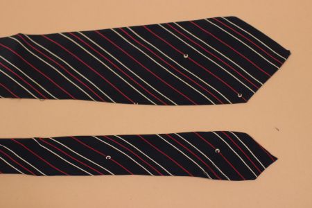 vintage CARVEN Silk  Tie
