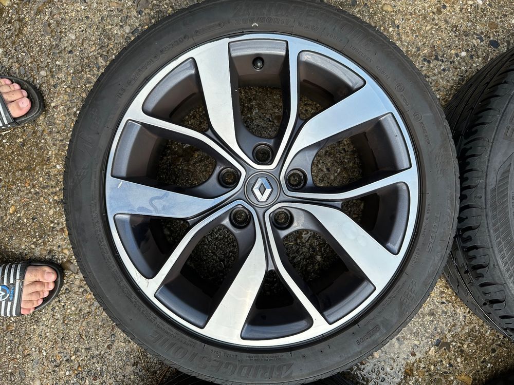 Sommer Alu-Kompletträder Renault 205/50 R17 | Kaufen auf Ricardo