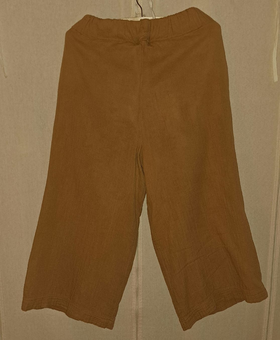 Hosen: Luftige Hose, fair fashio und bio – Gebraucht aus Richterswil von Viorella