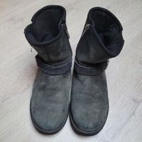 Stiefel UGG Leder grau Gr. 33 guter Zustand