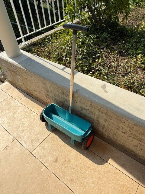 Altro in Utensili da giardino: Gardena Streuwagen – Usato da Untersiggenthal venduto da emmipower