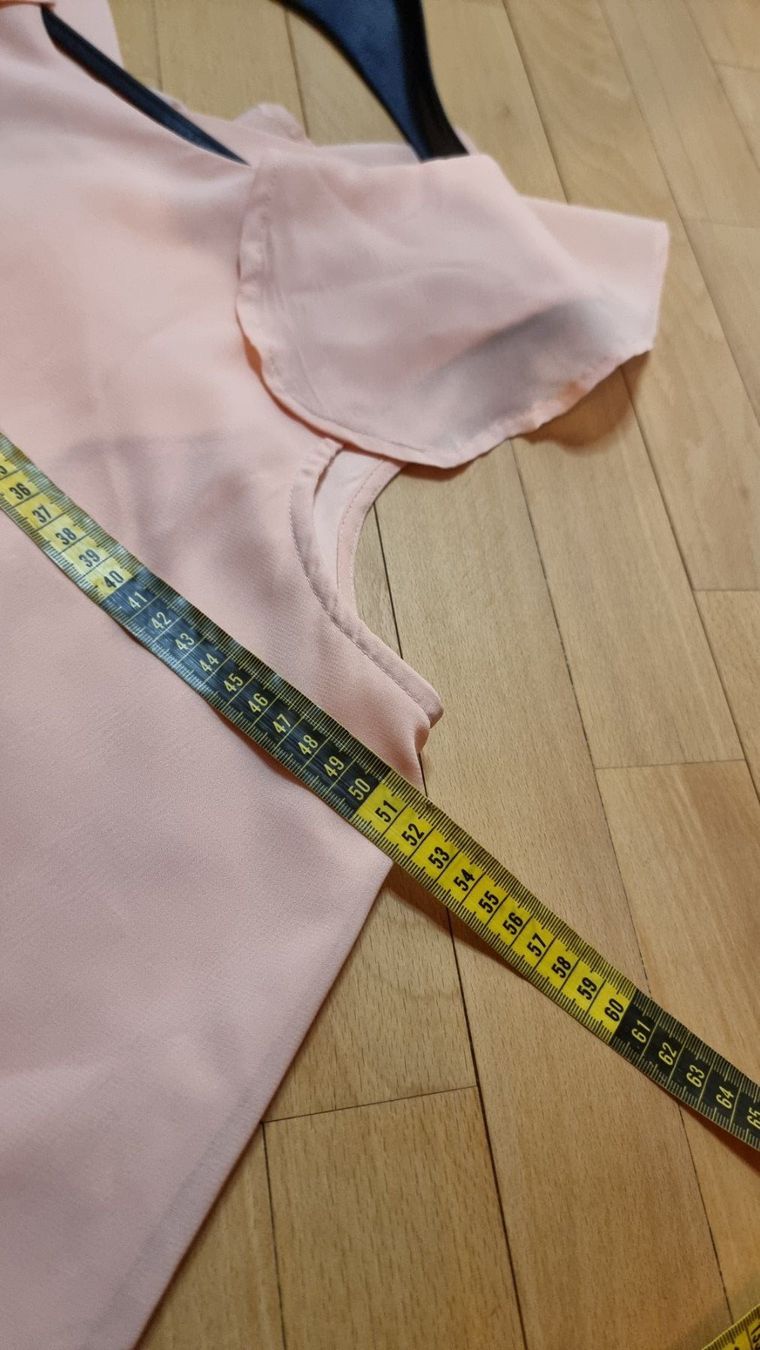 Camicette: 🌺 Bluse Größe 38/40🌺 – Usato da Wald ZH venduto da CapLux 5