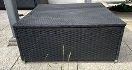 Quadratischer Rattan Loungetisch