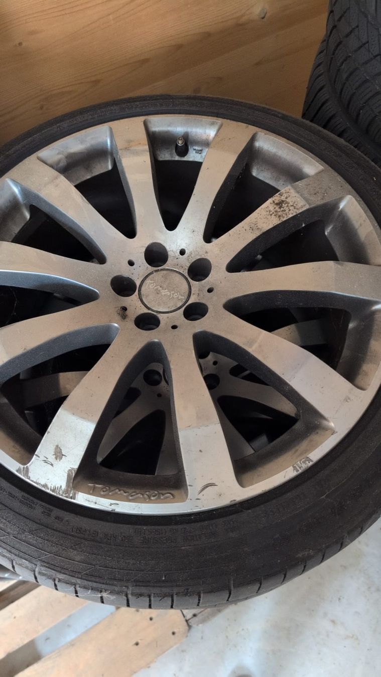 Volkswagen Cerchioni: Thomason Felgen 8.5x 19 – Usato da Leimiswil venduto da Roy028