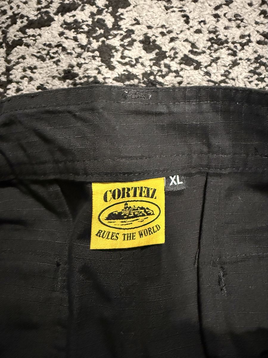 Corteiz Pantaloni: Short cargo Corteiz – Nuovo (secondo la descrizione) da Yverdon-Les-Bains venduto da fir_7srk 2