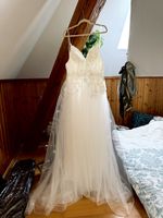 Brautkleid weiss mit Spitze mit Etikett, Grösse L