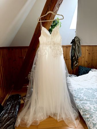 Brautkleid weiss mit Spitze mit Etikett, Grösse L