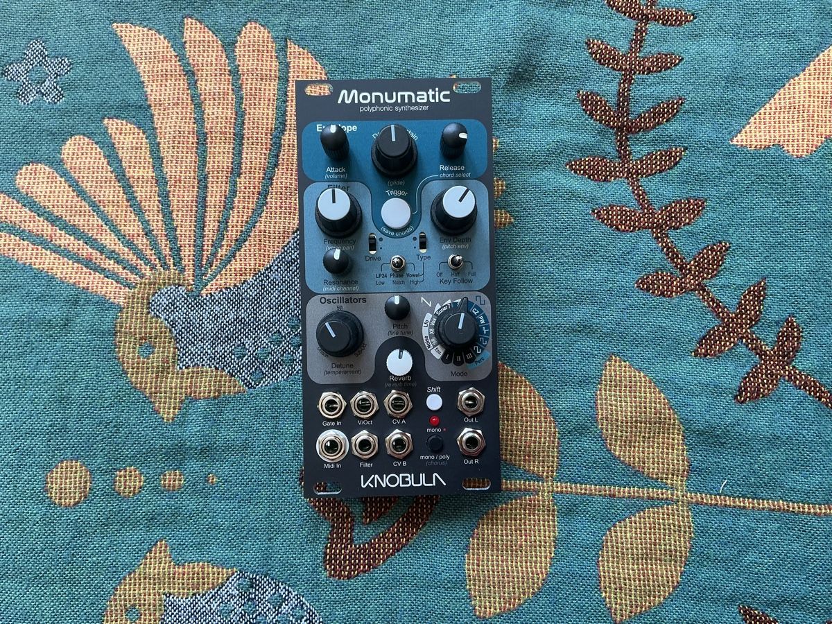 Strumenti musicali: Knobula Monumatic Polyphonic Synthesizer - Top Zustand – Nuovo (secondo la descrizione) da Fribourg venduto da Rojas-Stoeckli