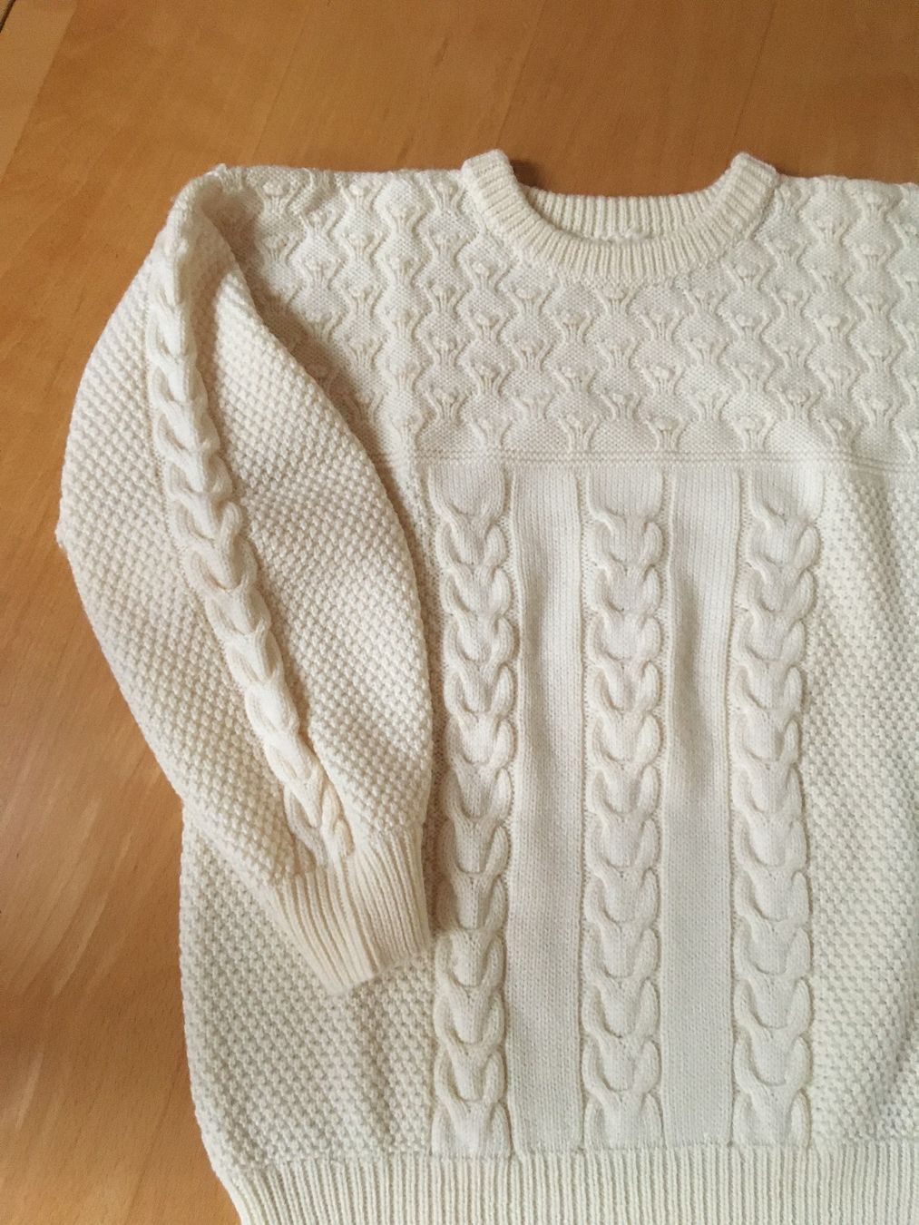 Pullover & Sweatshirts: Strickpullover Handarbeit – Gebraucht aus Siebnen von Starlauf