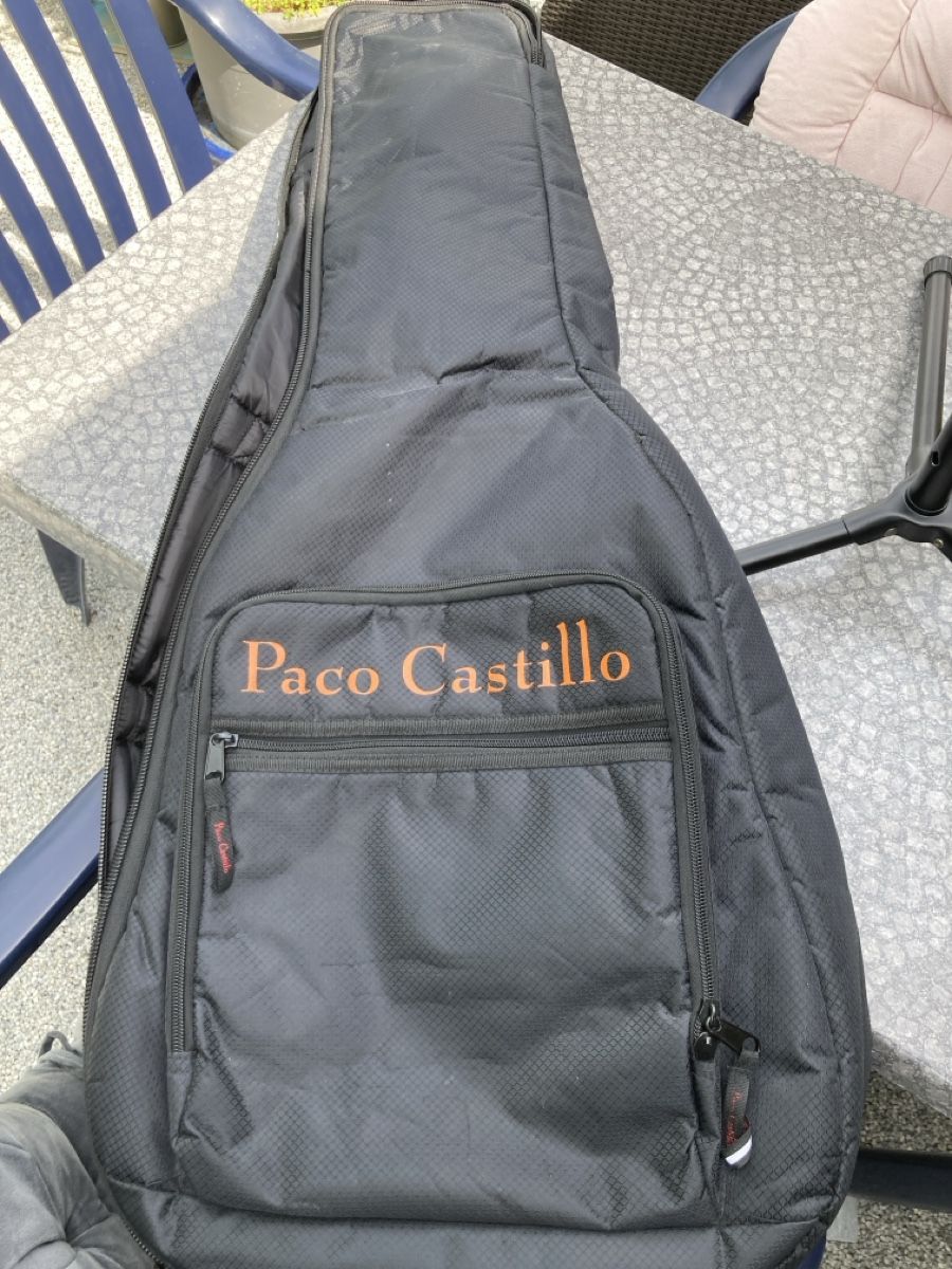 Musikinstrumente: Guitare Pablo Castillo – Gebraucht aus Bursinel von SeveralLives 6