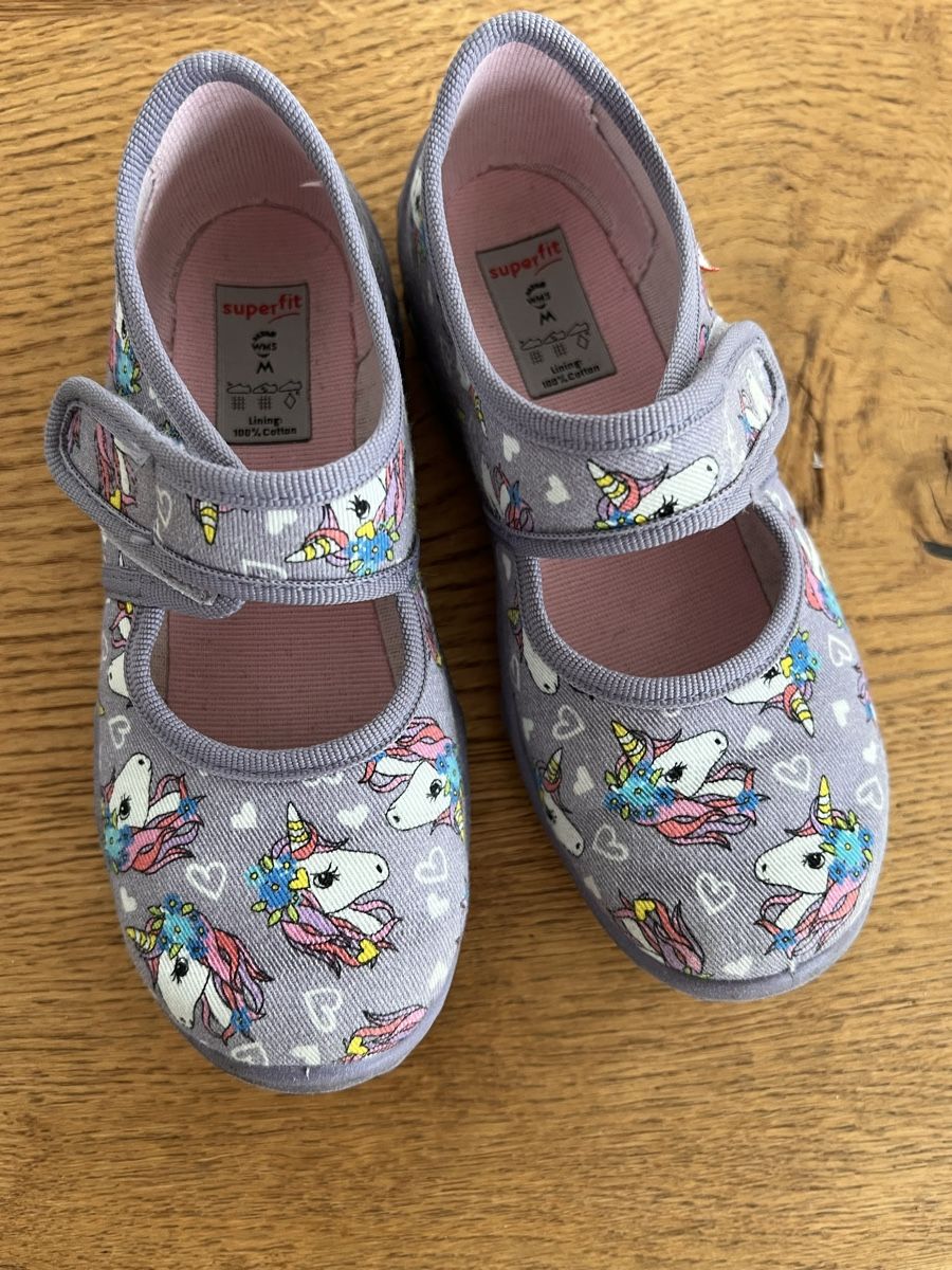 Scarpe per ragazze: Superfit Hausschuhe Einhorn, Grösse 27 – Usato da Luzern venduto da Natalie_Ily8
