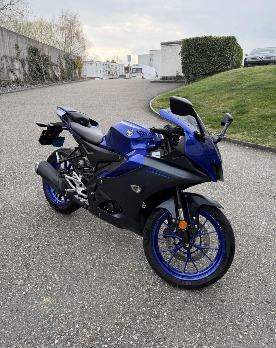 Yamaha Strada: Yamaha yzf r-125 – Nuovo (secondo la descrizione) da Einsiedeln venduto da lir_c8p9 1