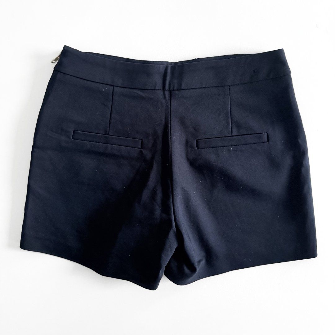 Morgan Pantaloni: MORGAN Short Bleu Marine - Taille 34 – Usato da Vevey venduto da secondlifevevey 1
