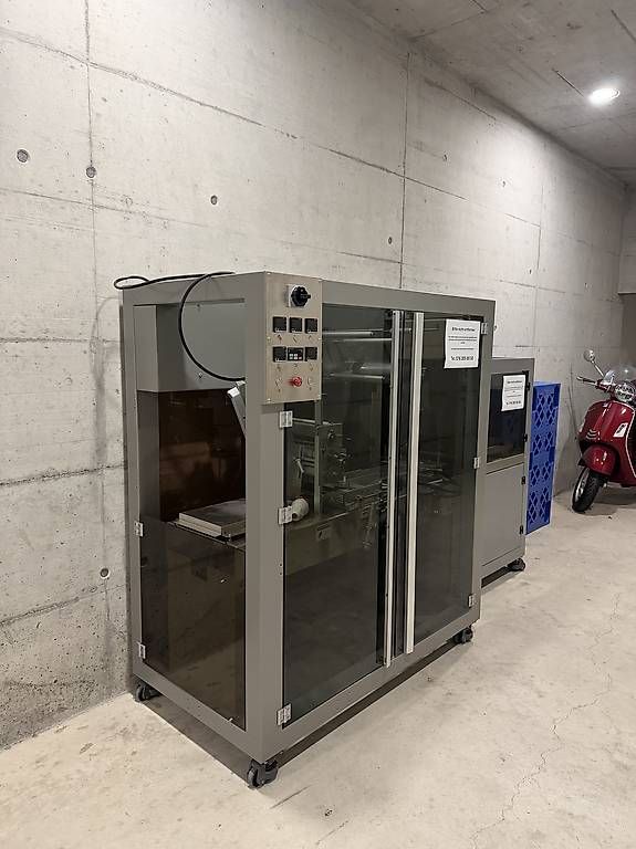 Alle Maschinen: Zellophan-Verpackungsmaschine – Gebraucht aus Zürich von ismailmohamed88