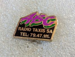 Ansteckpin 113: Radio Taxis