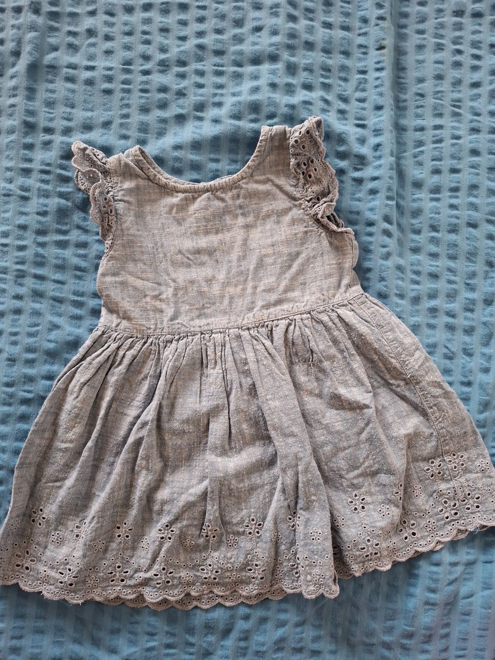 Lotti & Set di vestiti: Mädchen Sommerkleider Paket Gr.98/104 – Usato da Biel/Bienne venduto da nad_rm72 8
