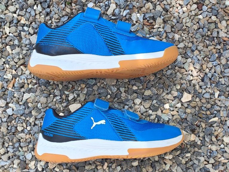 Puma Schuhe für Jungen: Hallenturnschuh Gr. 36 – Gebraucht aus Lostorf von prikyb 1
