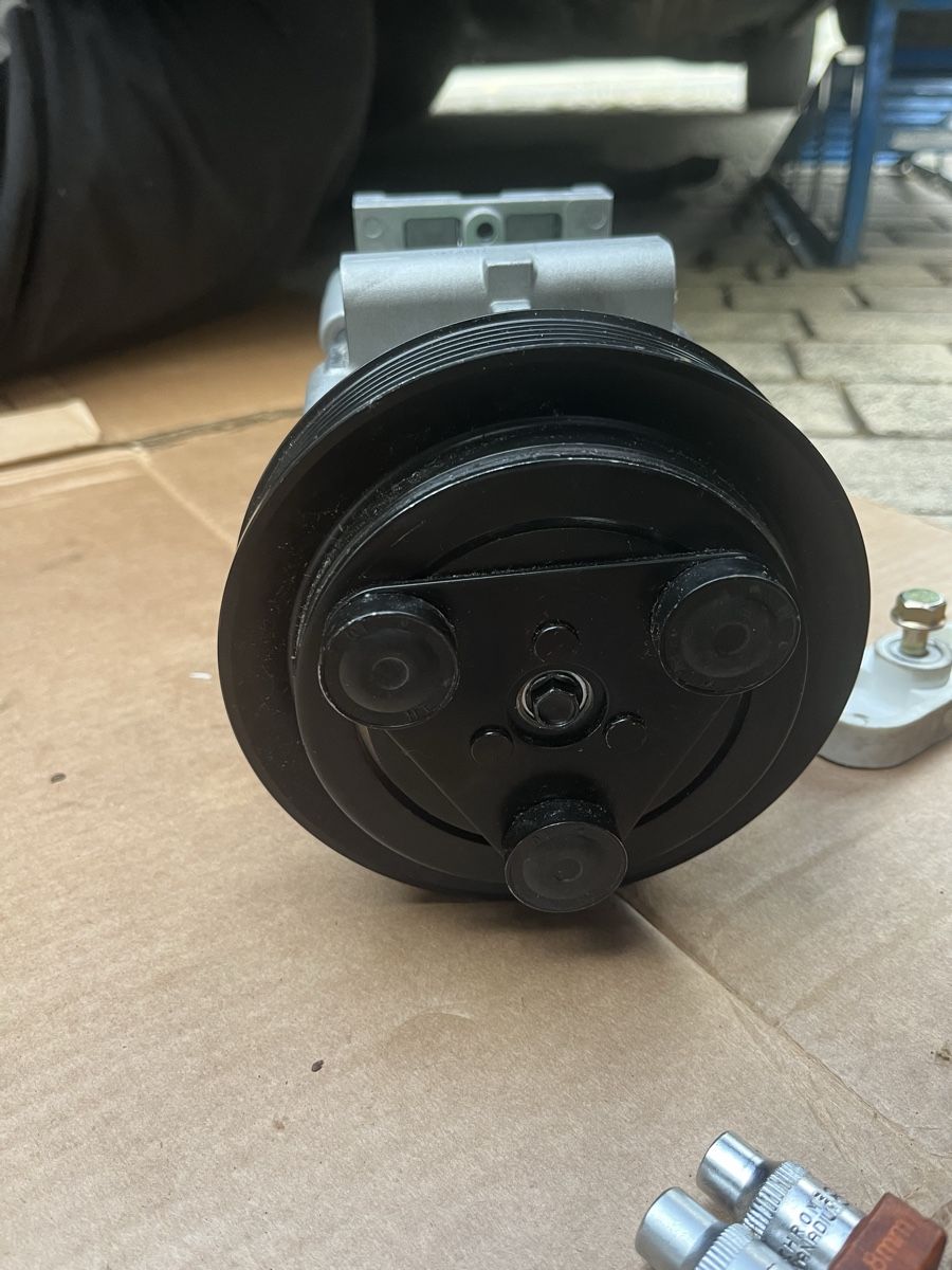 Toutes les pièces auto: Compresseur de climatisation R134a NEUF 100510 – Neuf (Voir description) à Yverdon les bains par GencOsman. 1