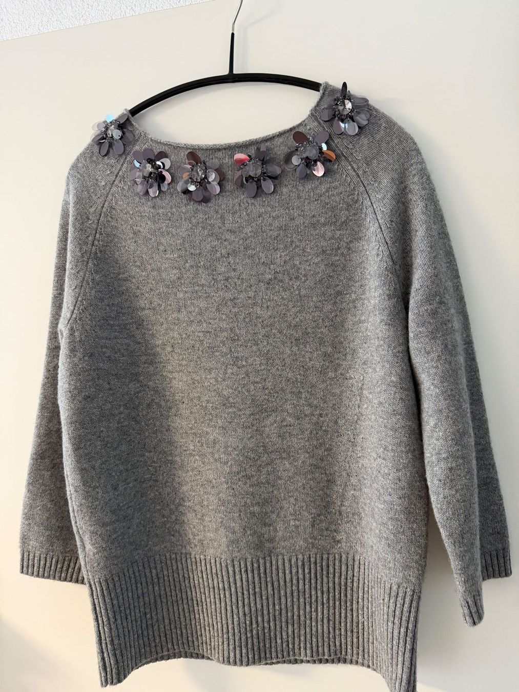 Maglioni & Felpe: Insieme Kaschmir Pullover grau mit Applikationen – Nuovo (secondo la descrizione) da Berneck venduto da Ordnung2021 2