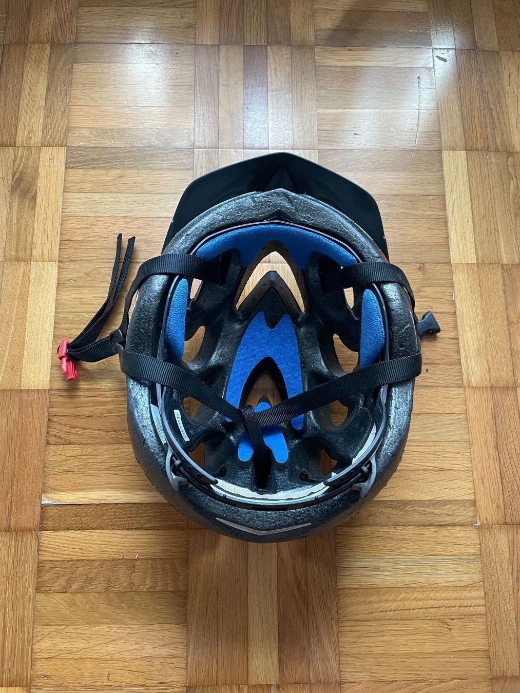 Caschi: casque vélo enfant – Usato da Lucens venduto da lisacc 1