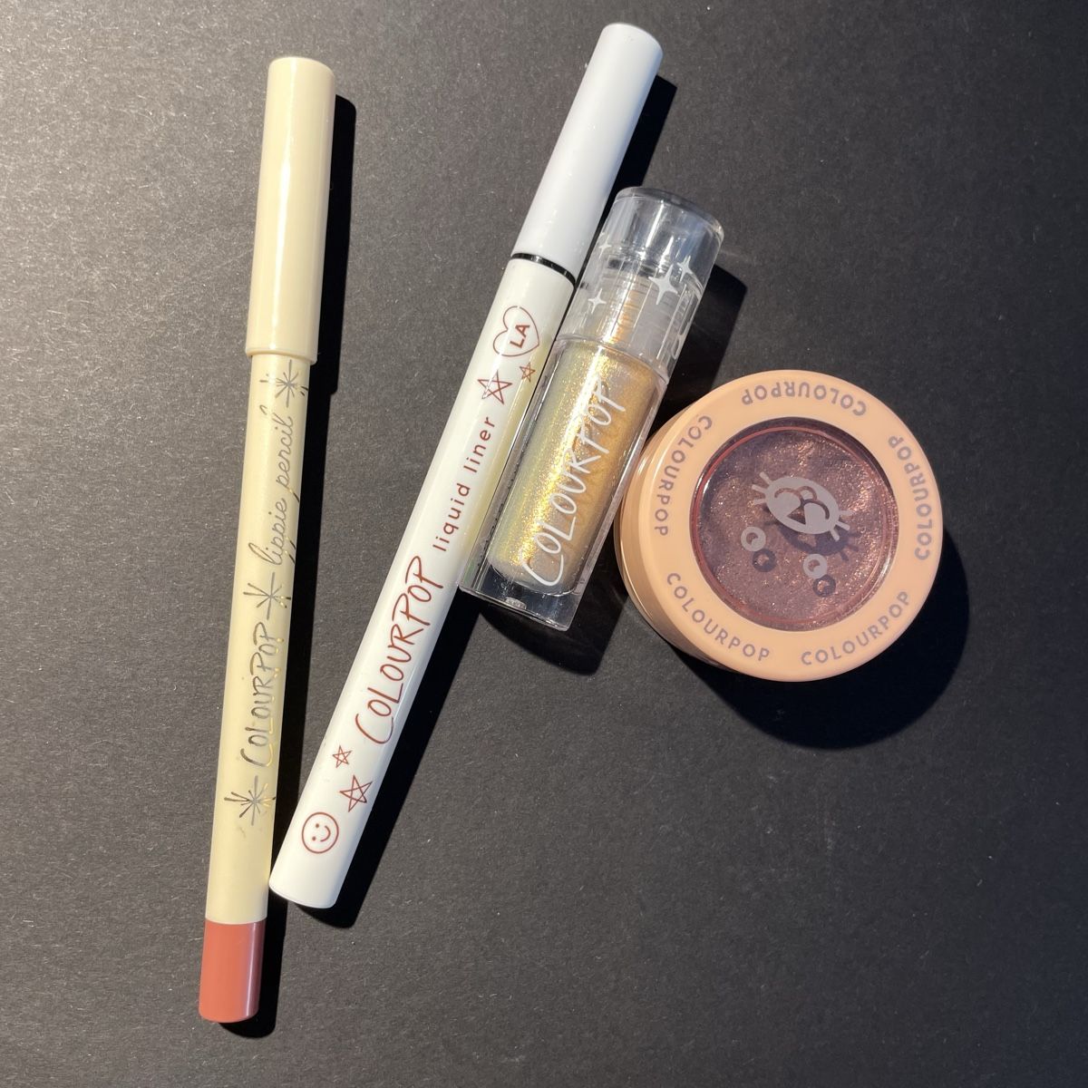 ColourPop Maquillage: Colourpop Makeup Set 4 teilig – Neuf (Voir description) à Bellach par Dreamer2501