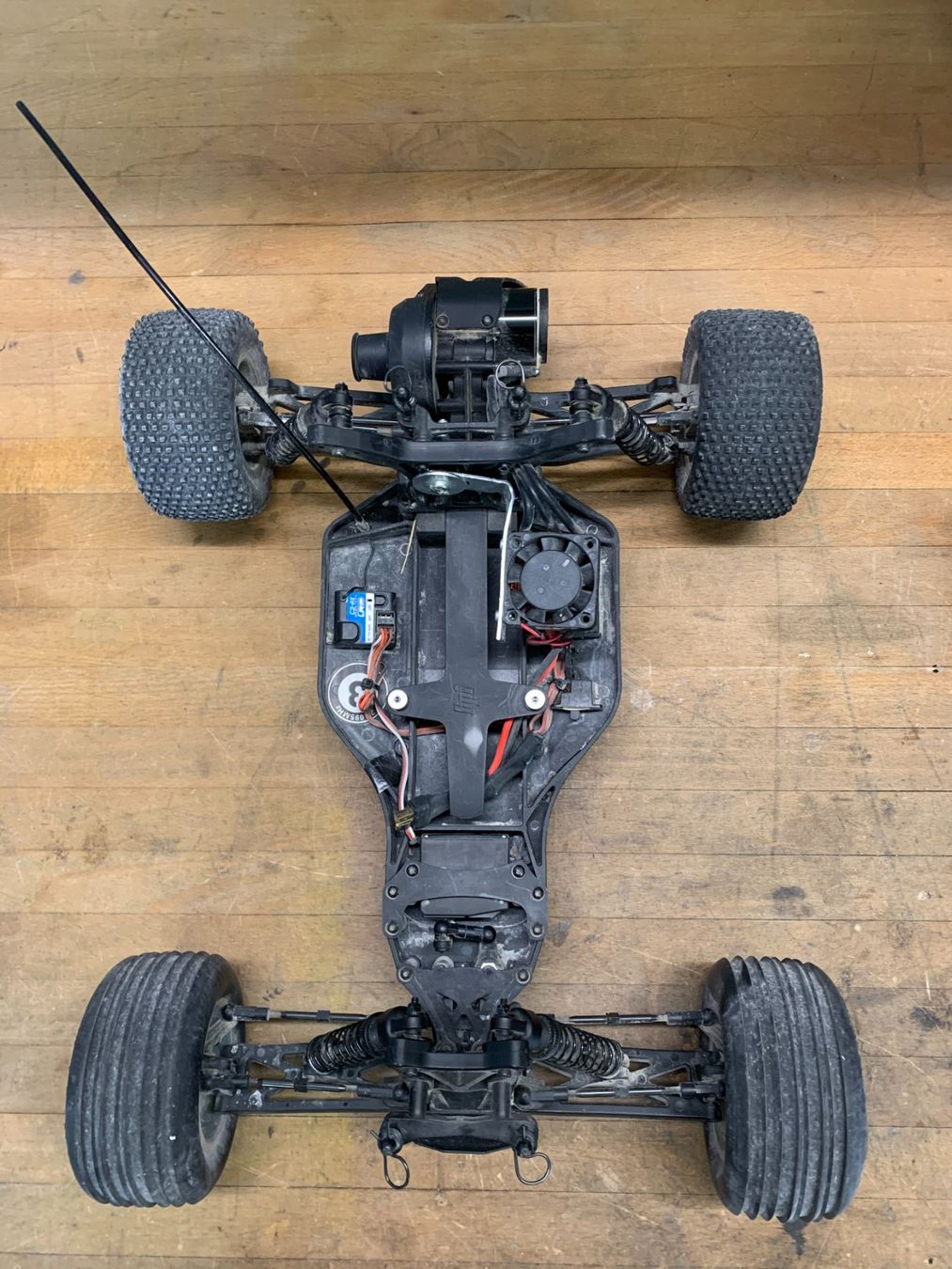 HPI Modellismo RC: HPI E-Firestorm 10t Flux – Usato da Grüt (Gossau ZH) venduto da Hornifamily 2