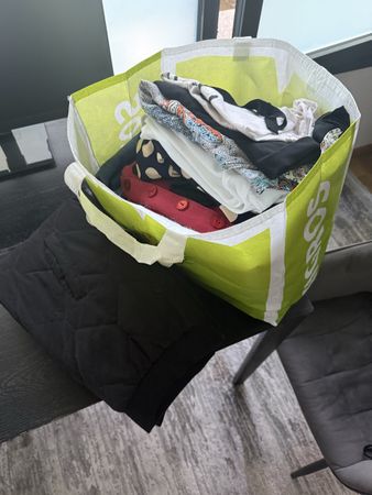 Damen Kleiderpaket (XS - S ) - 16 Teile