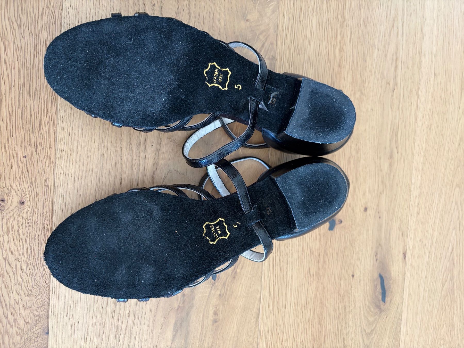 Chaussures femmes: Tanzschuhe 38 – D'occasion à Zezikon par male81 3