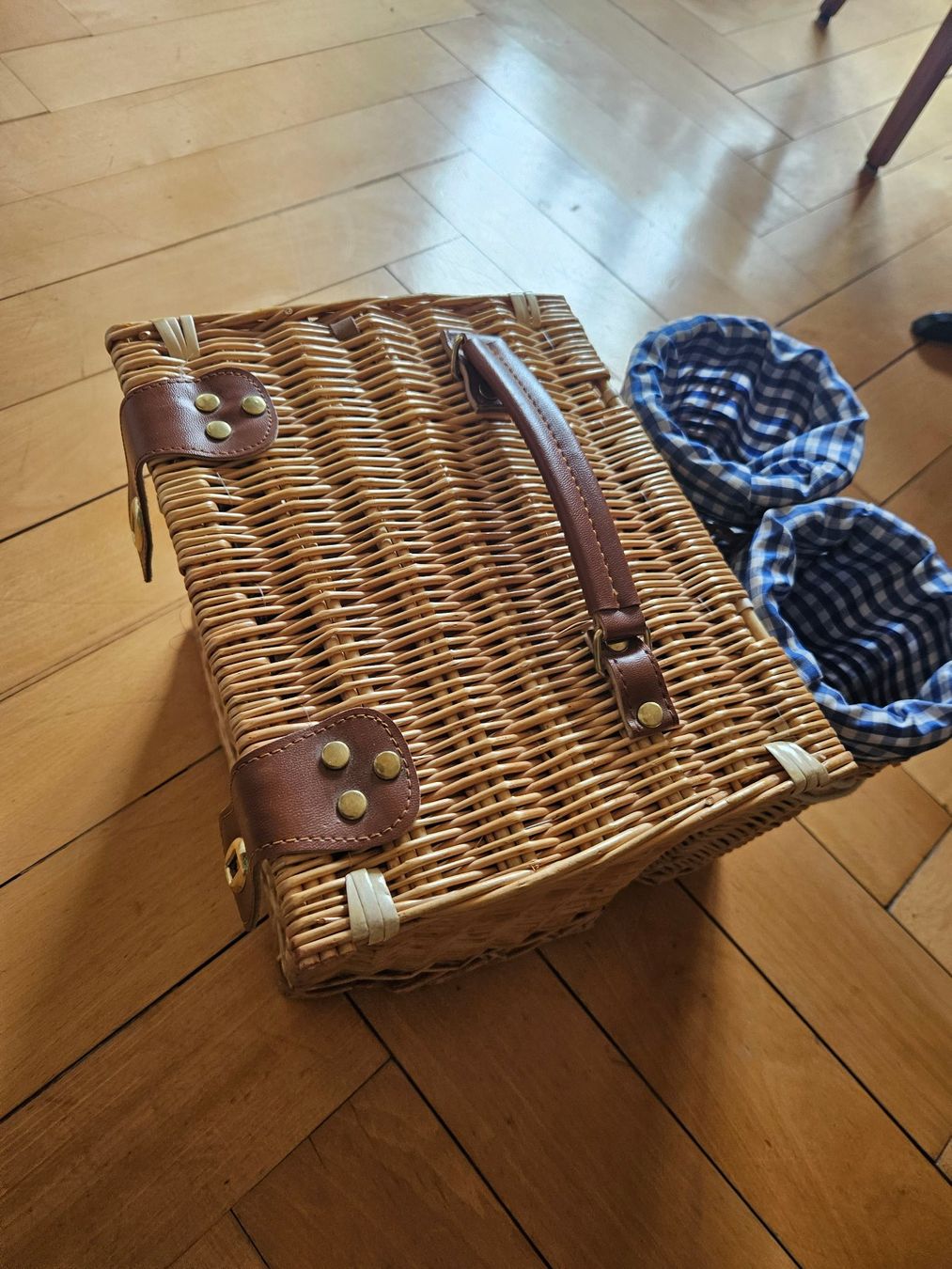 Altro per la casa: Gut erhaltener Picknickkorb – Usato da Zürich venduto da tschudin.barbara 5