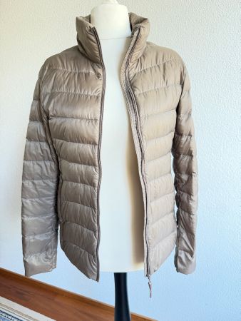 Uniqlo beige Damen leicht gebraucht guter Zustand