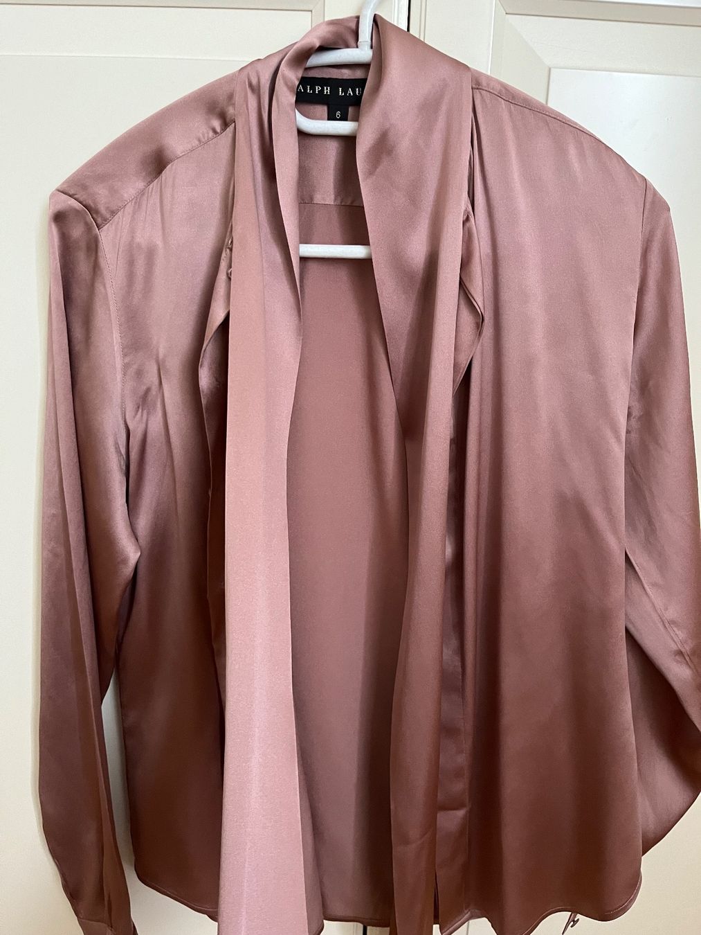 Ralph Lauren Camicette: Ralph Lauren Seiden Bluse mit Schleife – Nuovo (secondo la descrizione) da Zürich venduto da burcak01 1