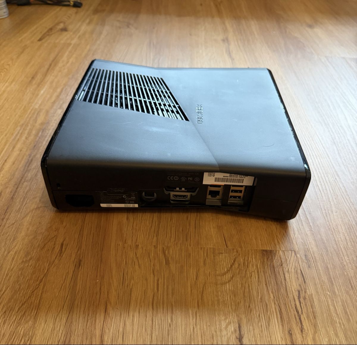 Microsoft Konsolen: Xbox 360 Slim Schwarz inkl. Kinect & Controller – Gebraucht aus Grenchen von lilmashi 1