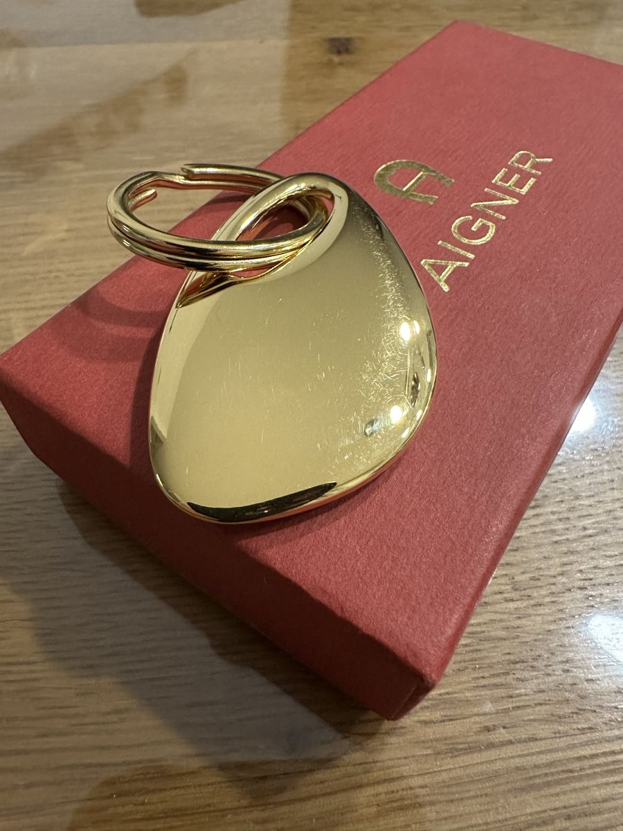 Aigner Portachiavi: Aigner Gold Schlüsselanhänger – Nuovo (secondo la descrizione) da Seuzach venduto da Kingman11 1