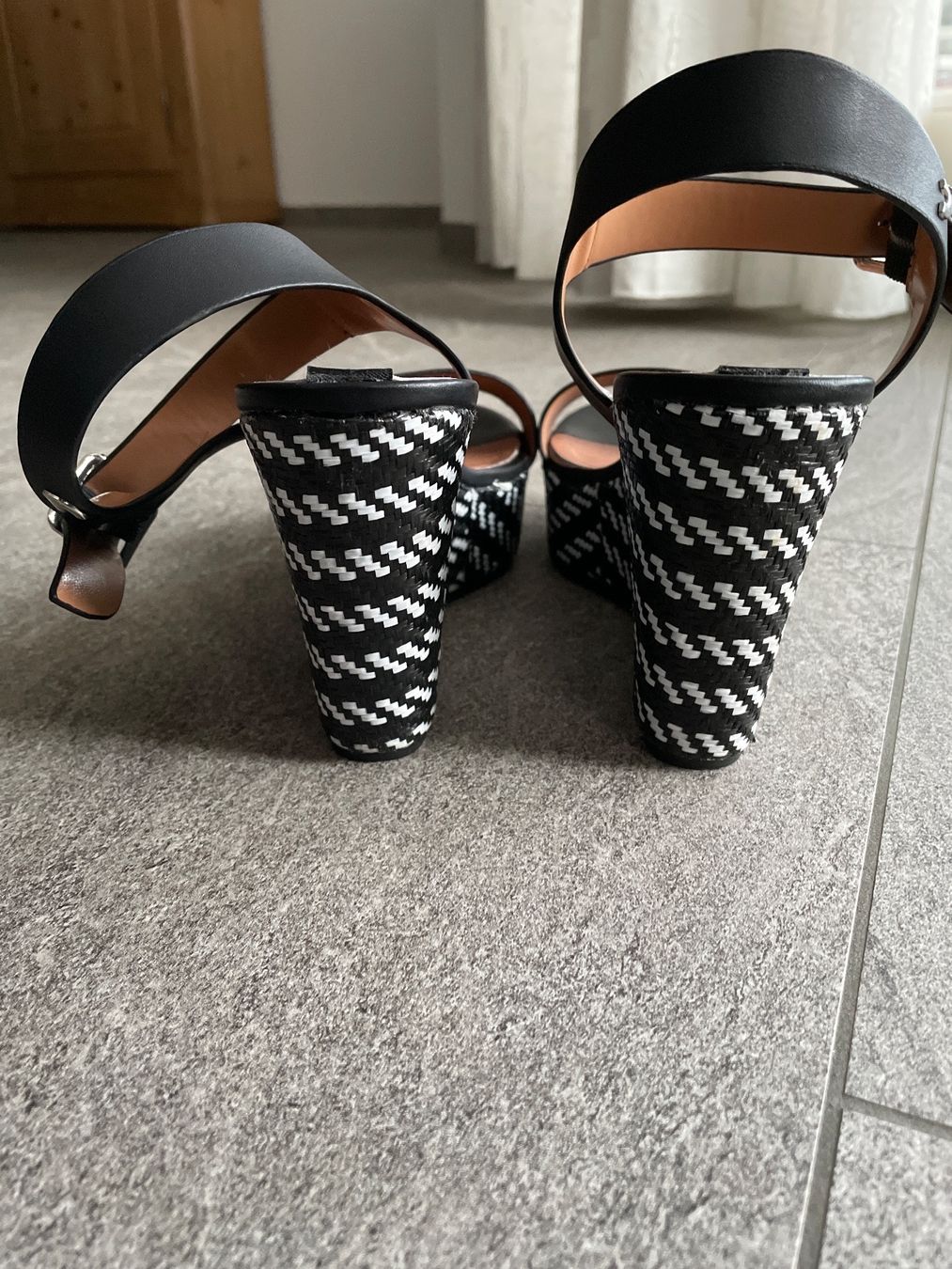 Scarpe da donna: Sandalen GIOSEPPO Gr. 40 – Nuovo (secondo la descrizione) da Küttigen venduto da CE66 4
