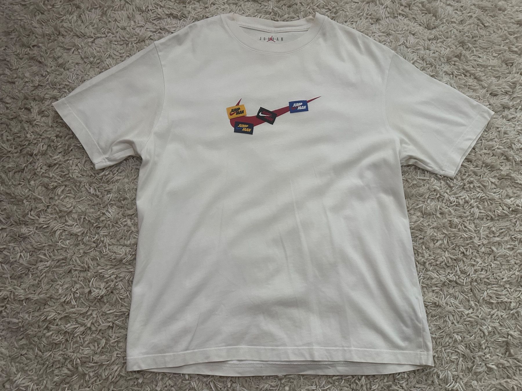 Jordan T-shirt: Jordan T-Shirt Gr.L – Usato da Bern venduto da BrandVilla