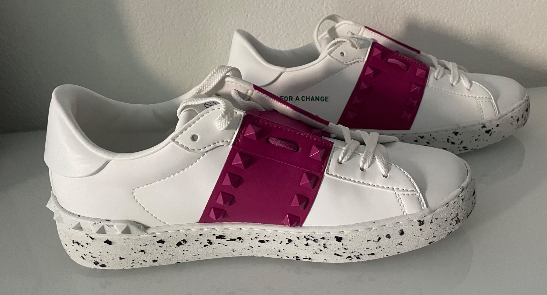 Valentino Scarpe da donna: Valentino Garavani Sneaker Gr. 38 – Nuovo (secondo la descrizione) da Benken ZH venduto da Teessino 1
