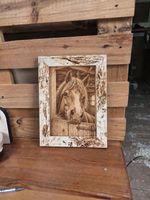 Holzbild Pferd im Stall mit Rahmen rustikal neu