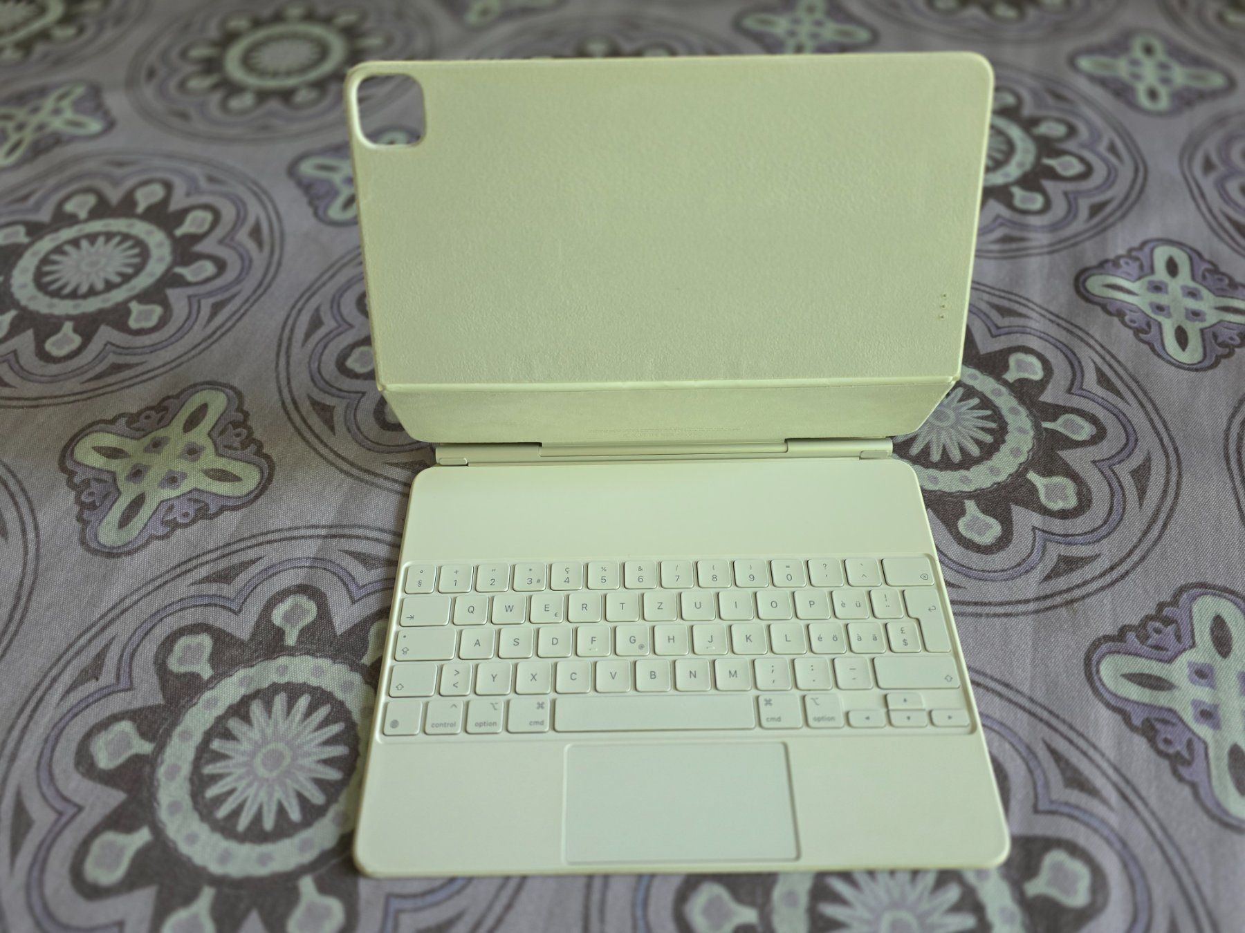 Apple Tablet PC: Ipad pro 12.9 - 5 Gen. 256 GB mit Magic Keyboard – Usato da Bülach venduto da ms12983 3