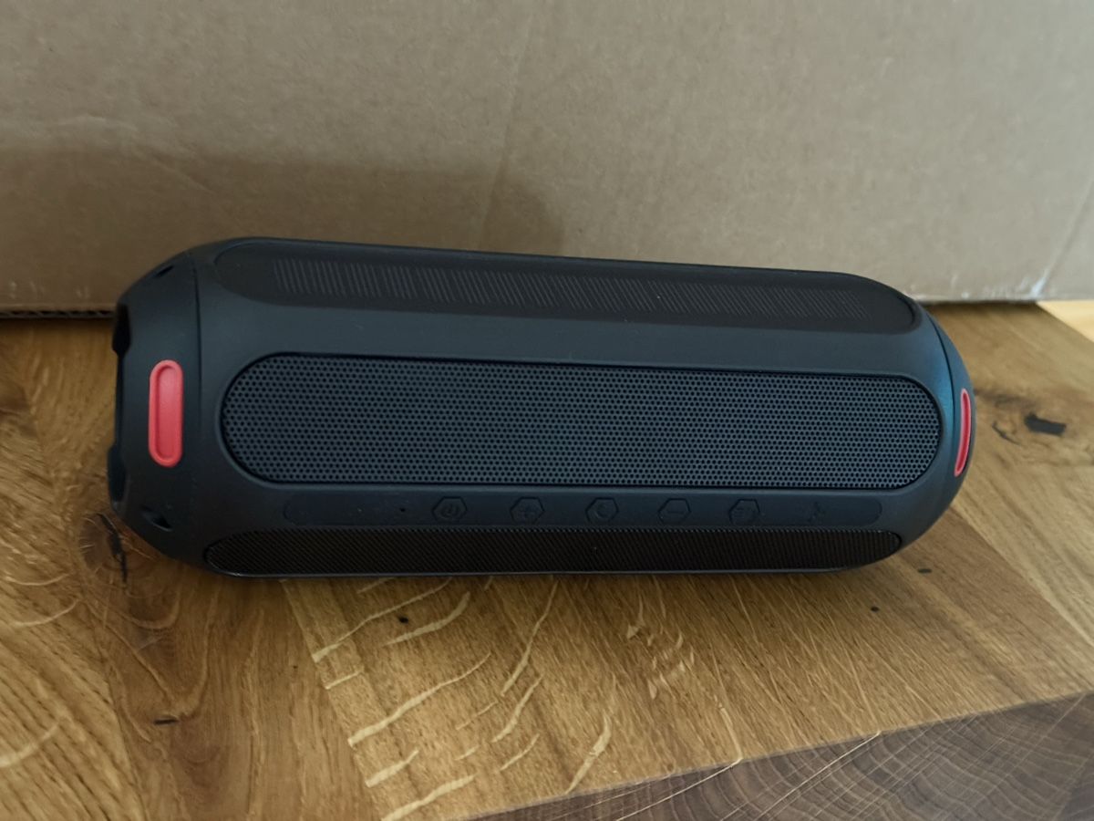 Lautsprecher: Kabelloser Bluetooth Lautsprecher – Neu (gemäss Beschreibung) aus Bassersdorf von XB00 2