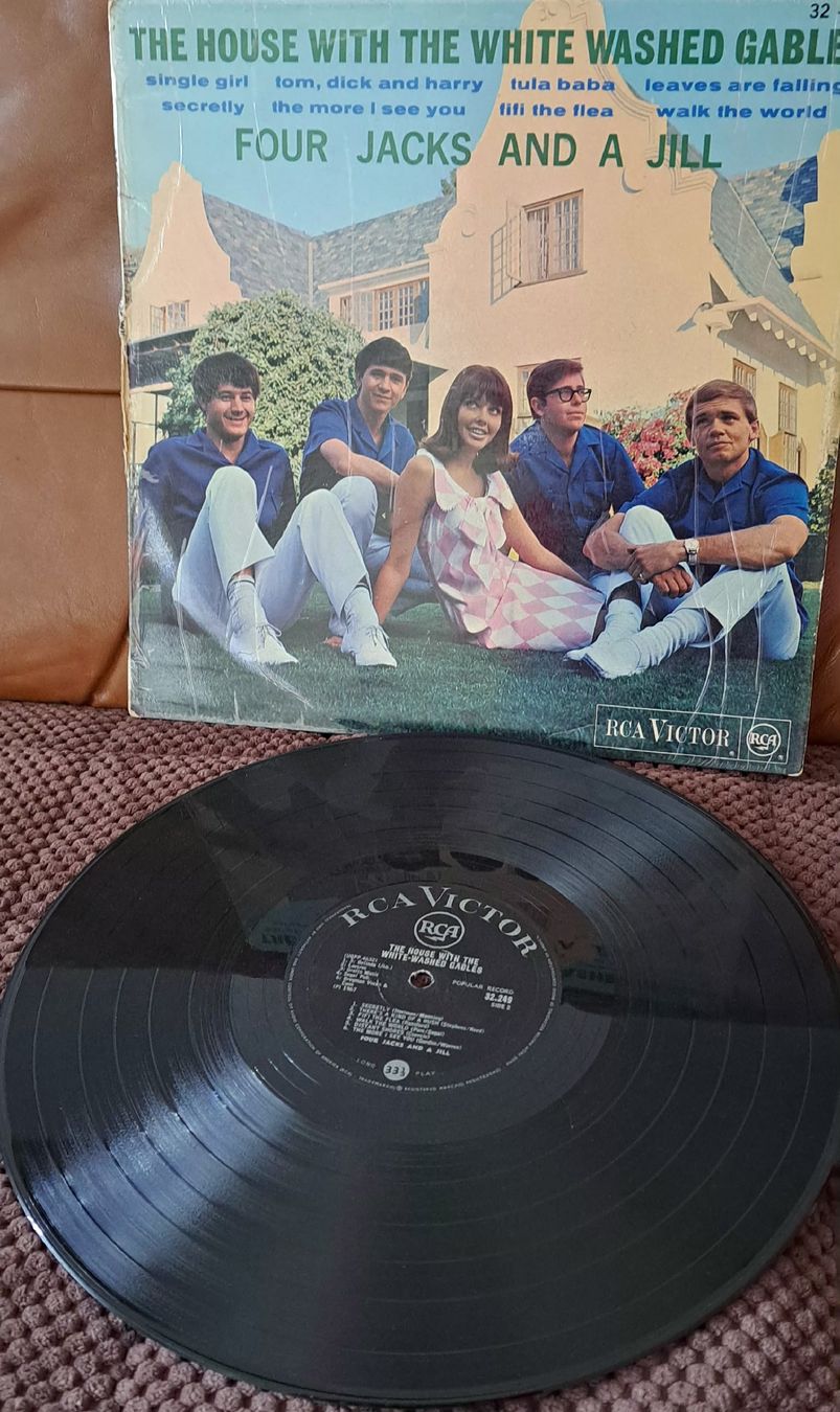 Schallplatten: LP Four Jacks and a Jill (Folk) – Gebraucht aus Zuerich von Mocambo19