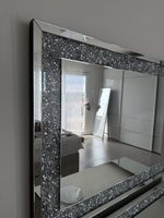 Luxus Wandspiegel mit Kristallrahmen