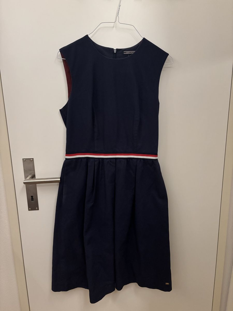 Tommy Hilfiger Kleider: Tommy Hilfiger Kleid Gr. 36/38 Blau – Gebraucht aus Worblaufen von Bern_Worblaufen