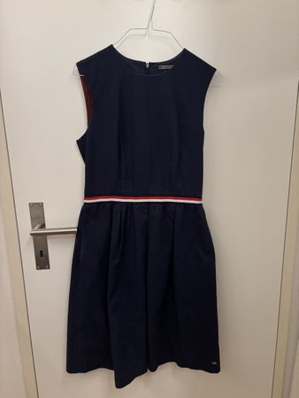 Tommy Hilfiger Kleid Gr. 36/38 Blau
