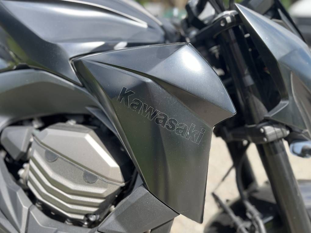 Kawasaki Strada: Kawasaki Z800e – Usato da Preonzo venduto da alexino86 3