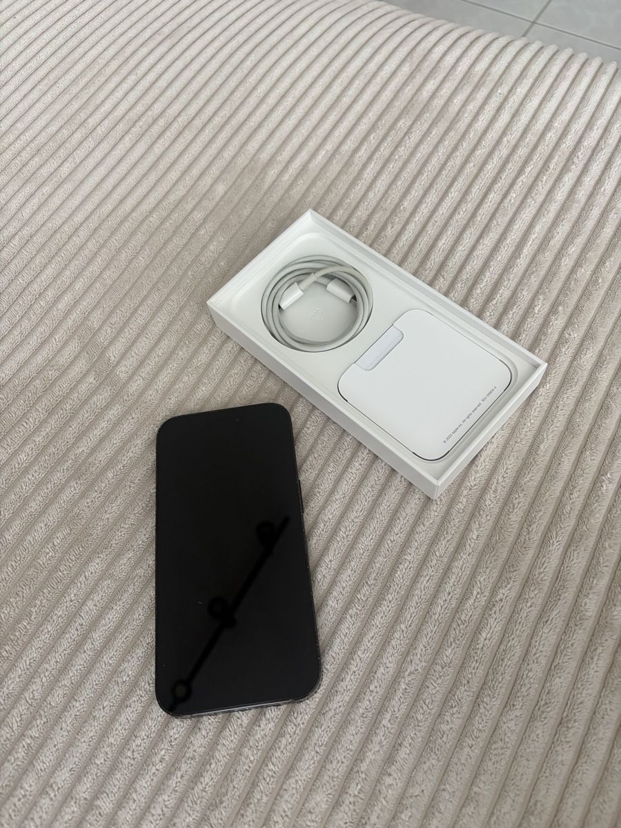 Apple Telefoni cellulari / Smartphones: iPhone 14 Pro  – Usato da Trun venduto da Enig997