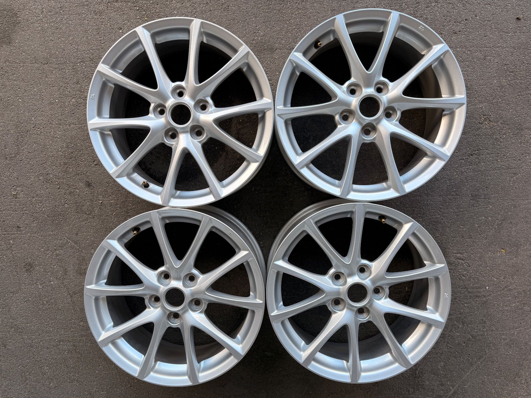Mazda Cerchioni: Mazda Mx-5 NC Original Alufelgen – Usato da Wallenwil venduto da richof 4